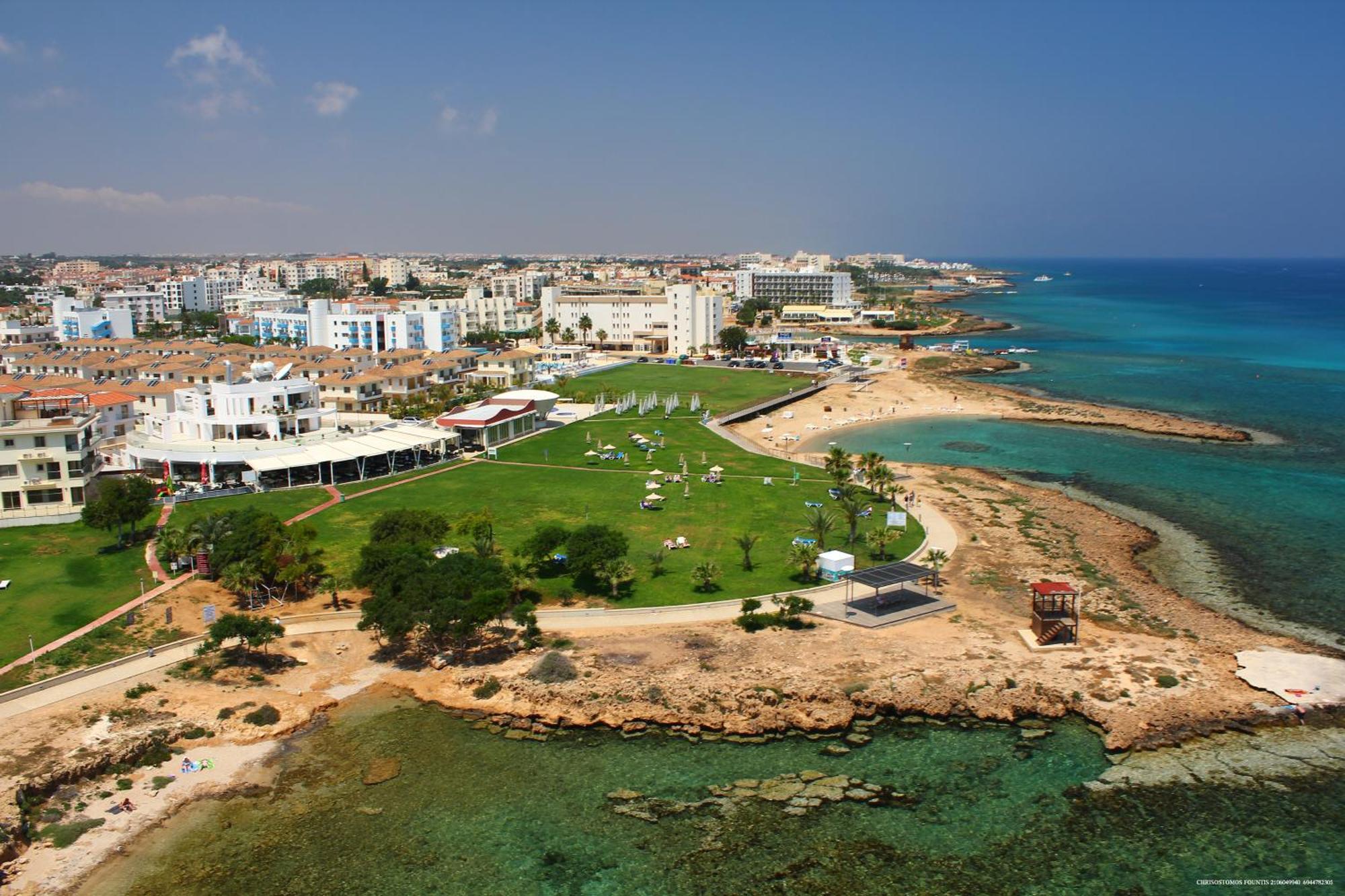 Polyxenia Isaak Luxury Villas And Apartments プロタラス エクステリア 写真