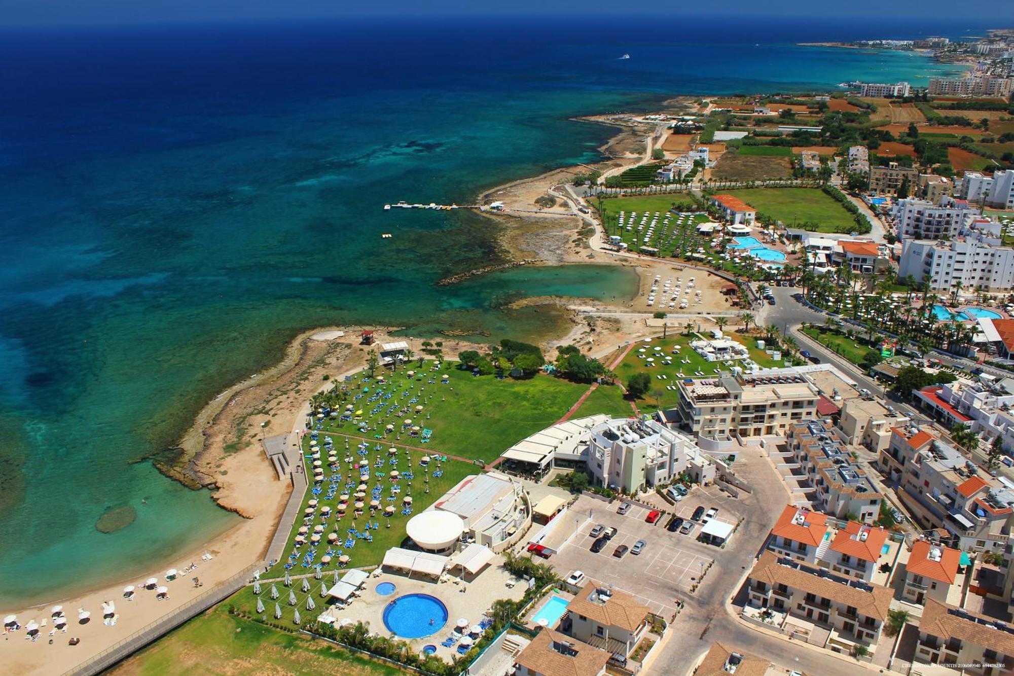Polyxenia Isaak Luxury Villas And Apartments プロタラス エクステリア 写真