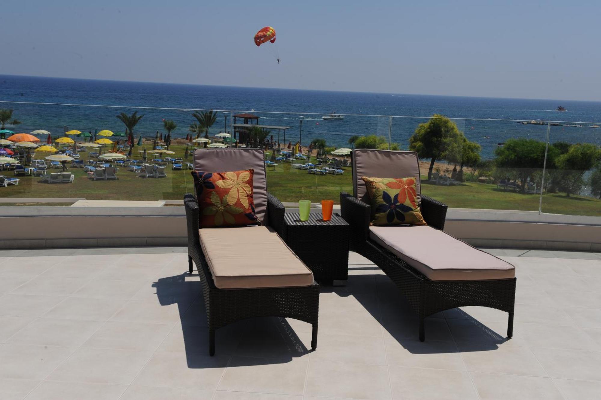 Polyxenia Isaak Luxury Villas And Apartments プロタラス 部屋 写真